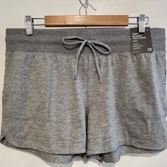 NWT GAP Gray Athletic Shorts - Picture 3 of 6